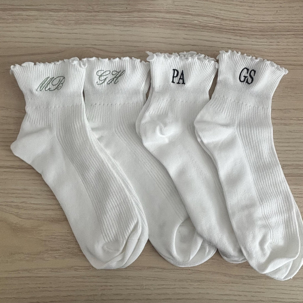 Embroidered initials ruffle ankle socks