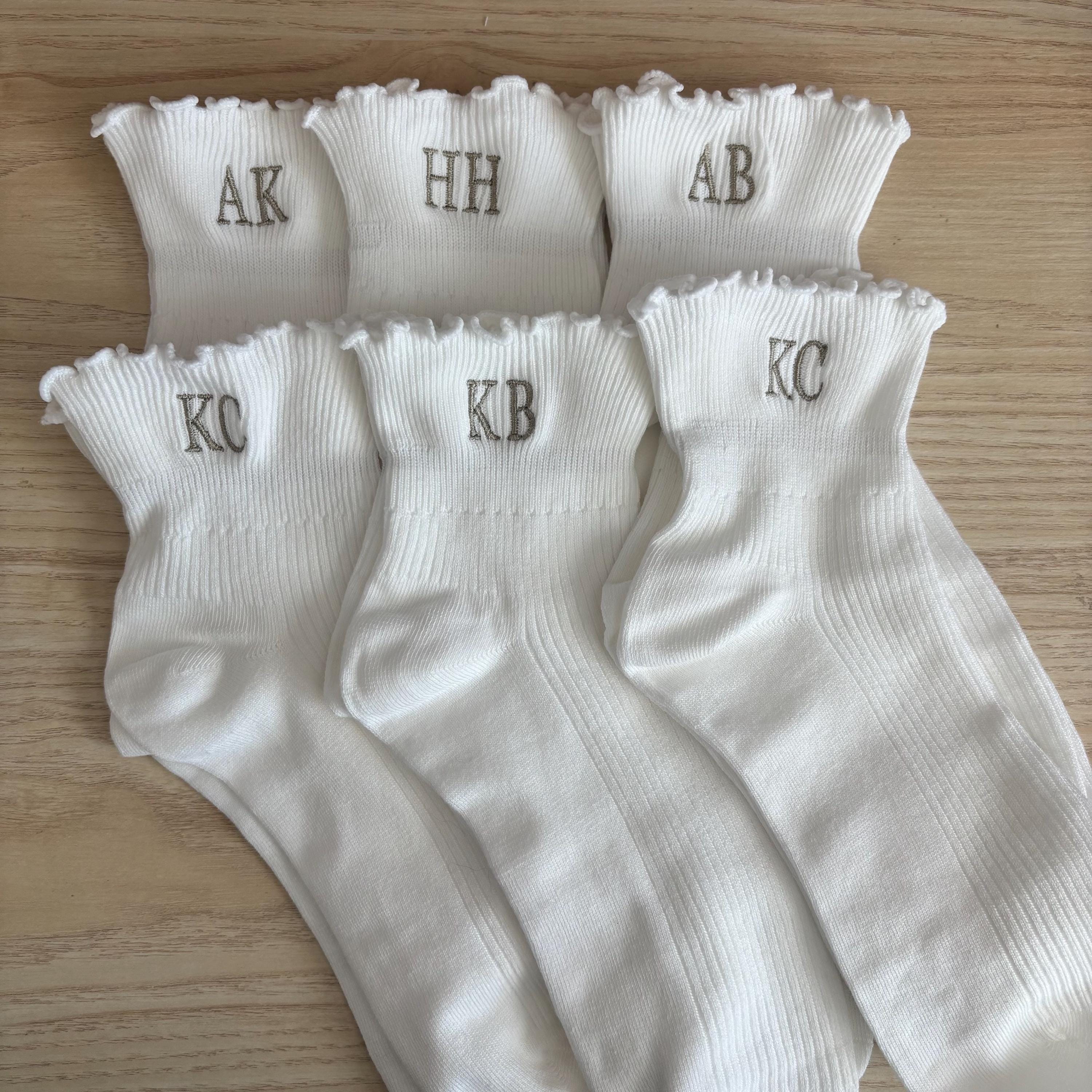 Embroidered initials ruffle ankle socks